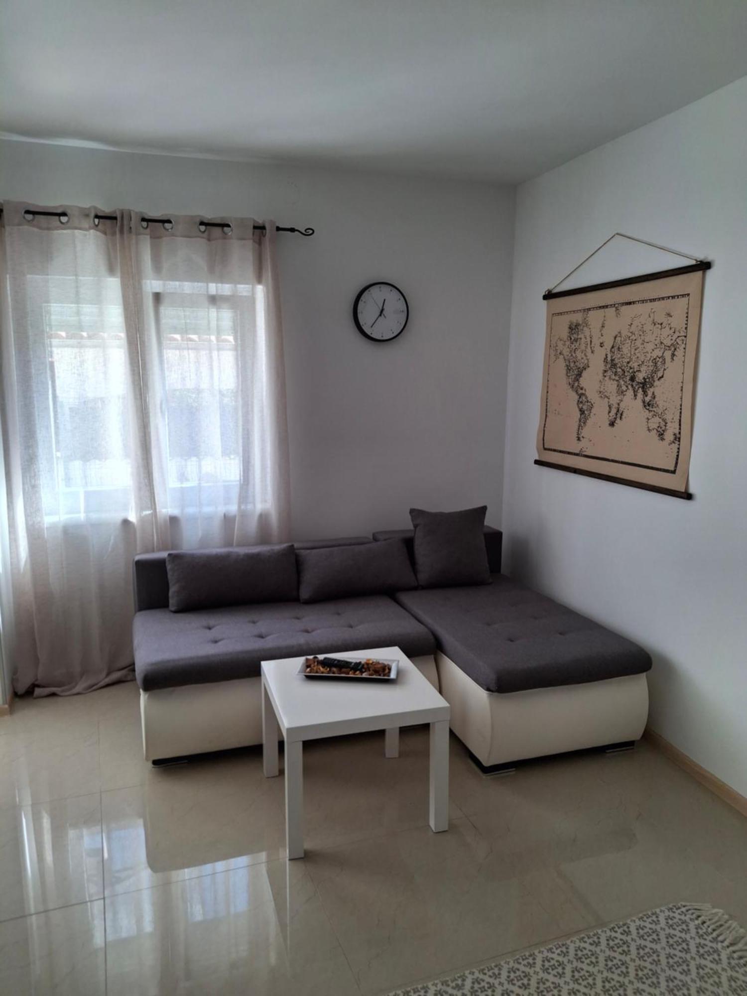 Apartmani Alma Pula Exterior foto